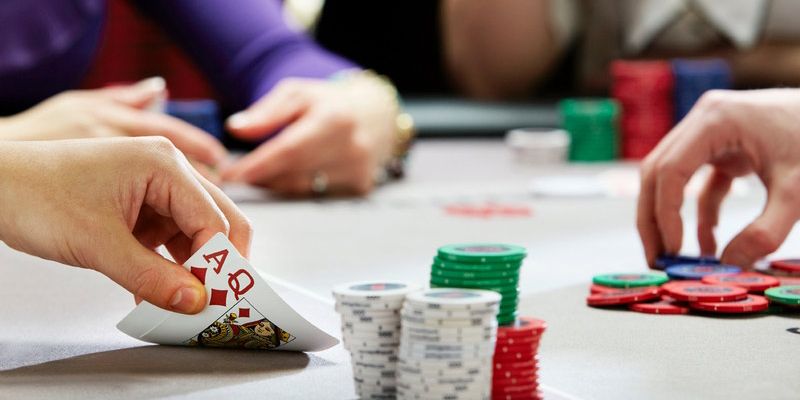 Tìm hiểu thuật ngữ cơ bản trong Poker